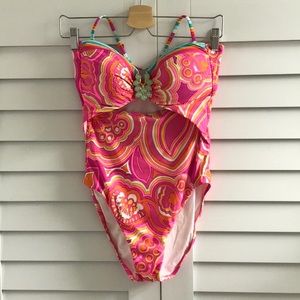 NWOT Trina Turk sz 6 swimsuit